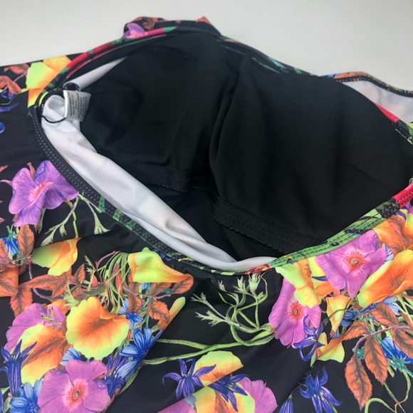 Flower Women’s One Piece Shoulder Swimsuit NWT Black Pink Small - Picture 15 of 16